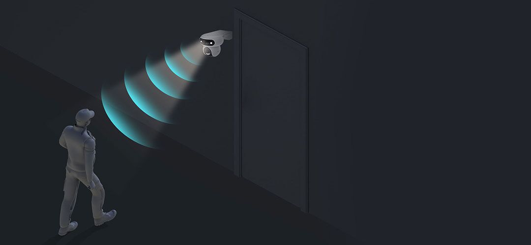 EZVIZ-H90-Dual-Lens-Wifi-Camera-works-around-the-clock